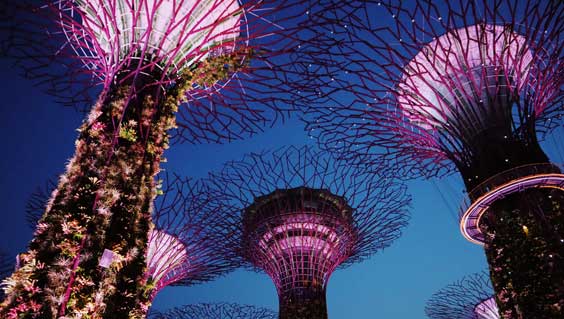 Stunning Stainless Steel pavilion at Singapore's Gardens by the BayStunning Stainless Steel pavilion at Singapore's Gardens by the Bay